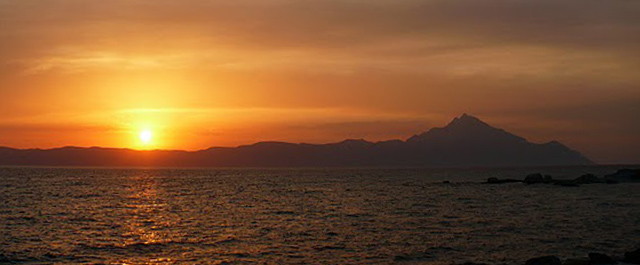 góra athos wschód słońca