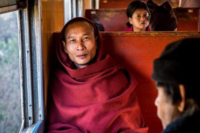 mnich birma
