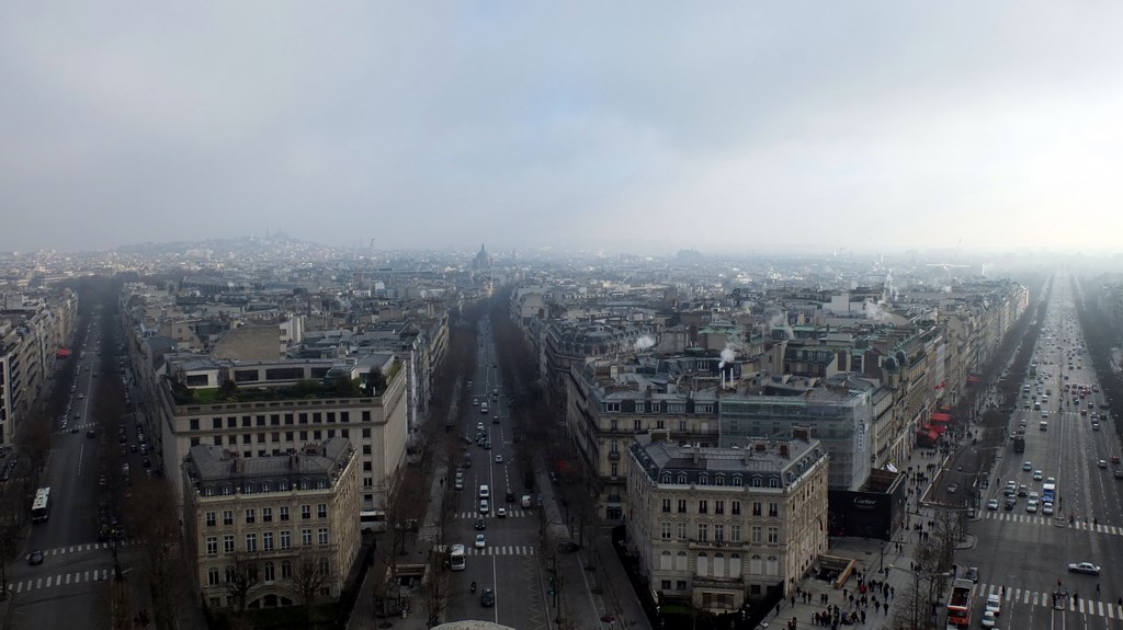 Panorama Paryża w kierunku wschodnim
