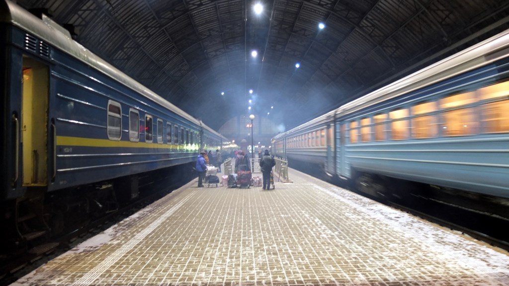 Jak tanio podróżować po Ukrainie?