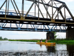 spływ rzeką narew most kolejowy łapy